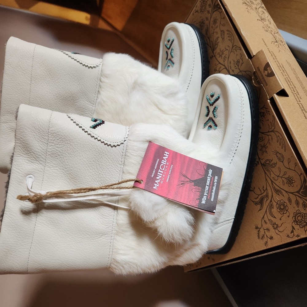 Manitobah Mukluks Tall Snowy Owl Winter Boots